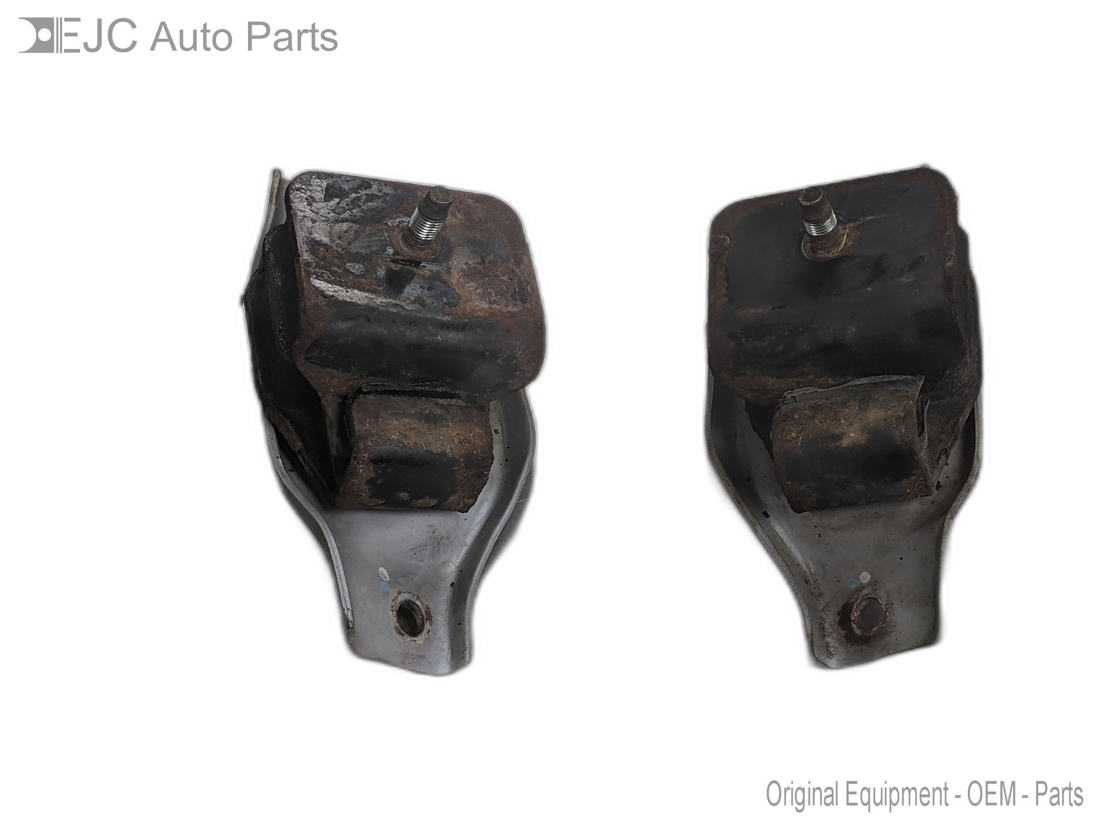 Motor Mounts Pair For 11-13 Subaru Forester  2.5 41022FA001 AWD - $59.35