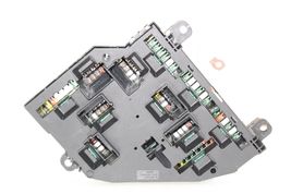 09-12 BMW 750LI Trunk Fuse Relay Box F2658 image 10