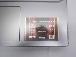 MSI Vector 16 HX AI A2XWHG 16" Intel Core Ultra 7-255HX 16GB 1TB SSD RTX 5070 Ti image 3