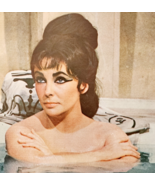 1963 Elizabeth Taylor As Cleopatra Movie Post Magazine Page Bath Scene D... - $556.20 MXN