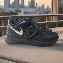 Nike Kyrie Flytrap 3 Sneakers Men’s Sz 6 Leather Mesh Basketball Shoe Black - $36.63