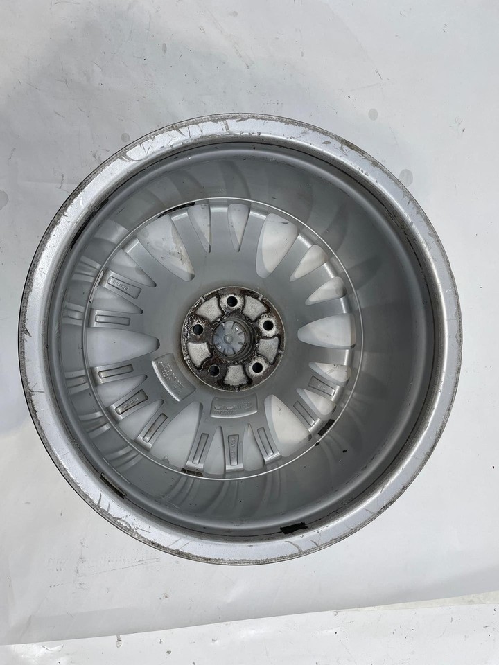 2014-2017 Maserati Quattroporte 19'x10' Rear Rim W/ Center Cap Curb Rash OEM Item image 6