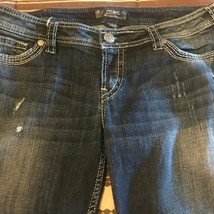 Womens Silver Twisted Capri jeans -- good condition image 4