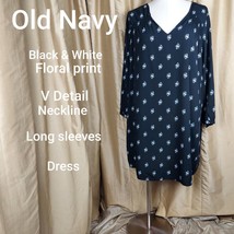 New Old Navy Black Floral Print V Neckline Dress Size XXL - $17.00