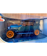 Signature Models 1:32 #32305 1917 REO Touring Green/Black [e-03] - $229.98 MXN