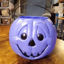 Vintage General Foam Plastics Purple Halloween Blow Mold Pumpkin Candy Bucket - £9.05 GBP