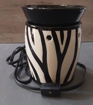 Scentsy Zebra Full Size Tart Warmer with Bulb Retired Black and White 2010 - £29.52 GBP