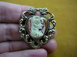 (cred-2) Woman hair down curls ivory lady red oval CAMEO heart brass Pin Pendant - £23.52 GBP