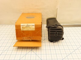 Ford F65Z-19893-AAM HVAC Vent Register Louvre Center Right - €29,60 EUR