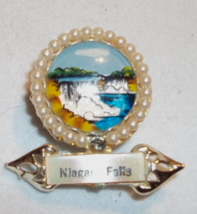 Vintage Souvenir Pin Domed Lucite NIAGARA FALLS Scene - $9.89