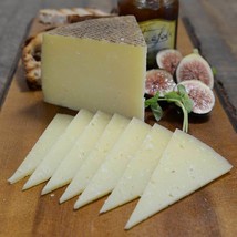 Manchego Viejo Gran Reserva DOP - 8 oz cut portion - £10.50 GBP