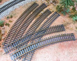 HO Scale Lot: 6-Pieces 9-inch Brass Curve Tracks; Vintage Model Railroad... - £3.87 GBP
