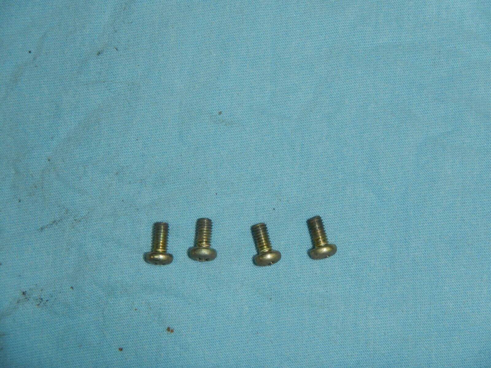 Carburetor top cap cover mount screws 1993 Kawasaki Bayou 400 4x4 KLF400-B1 - $9.89