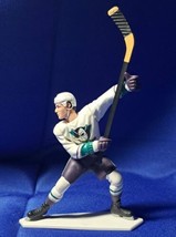 1996 Starting Lineup Paul Kariya Anaheim Mighty Ducks Hockey Action Figu... - $14.01