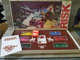Risk Board Game 1975 Parker Brothers Strategy Complete  - $37.04