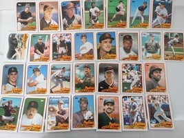 1989 Topps San Diego Padres With Traded Team Set of 35 Baseball Cards - £3.13 GBP