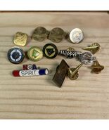 Lot of Pins United Way Womens Realtors Lifesavers club - $13.92 CAD