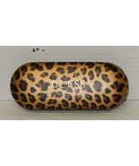 Guess Leopard Print Sunglasses Eyeglasses Case - $281.31 MXN