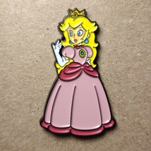 Super Mario Series 1 Princess Peach Official Nintendo Enamel Lapel Pin Brooch - £8.39 GBP