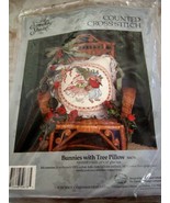 NEW SEALED CANDAMAR COUNTED CROSS STITCH KIT CHRISTMAS TREE PILLOW #50678 - £17.80 GBP