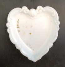 Heart-Shaped  Milk Glass Trinket Dish, EUC, Pre-Dates Kemple Glass Versi... - $16.00