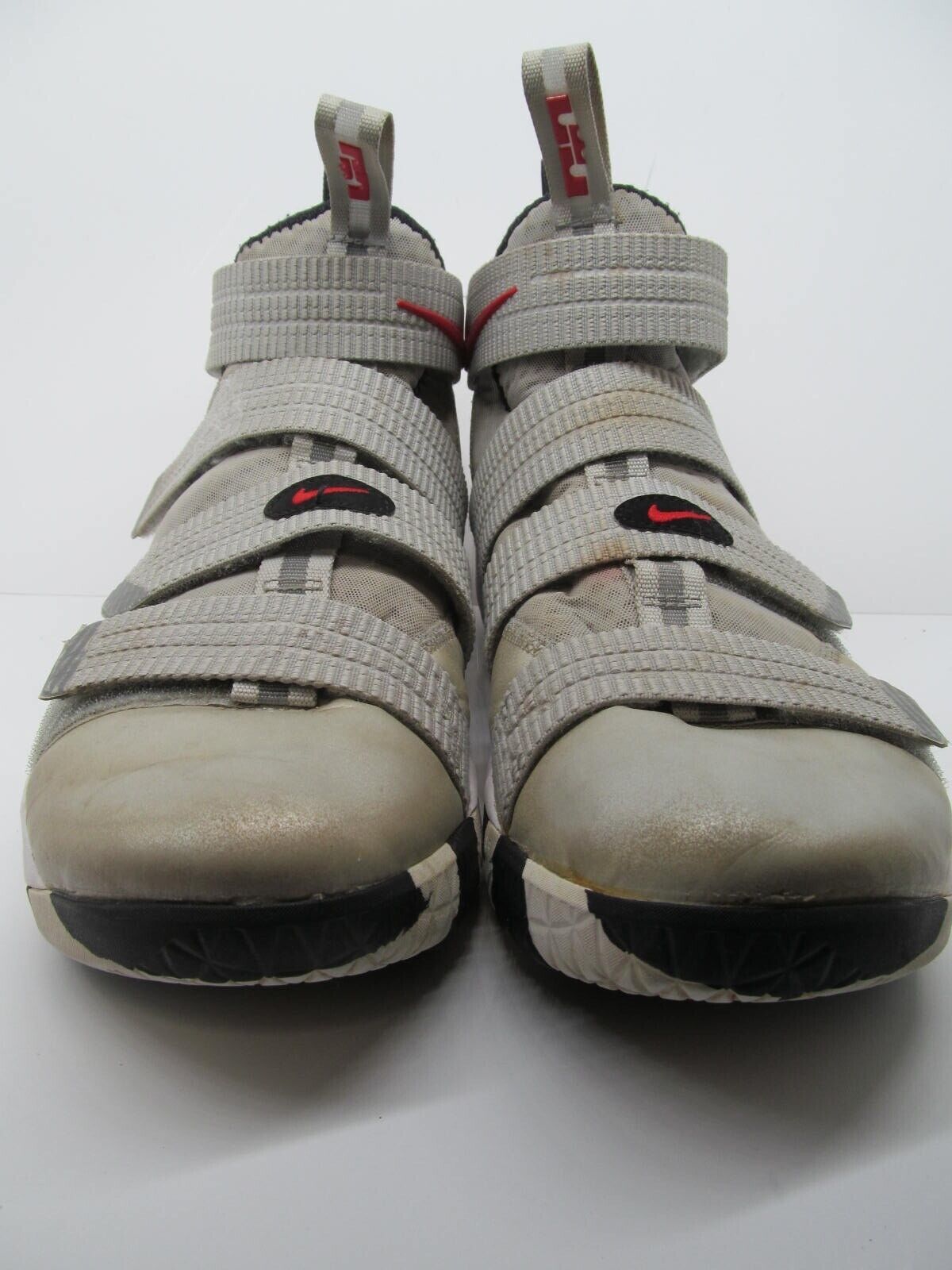 lebron soldier 11 silver