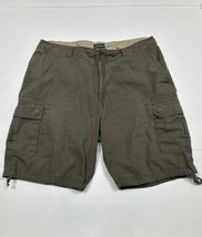St Johns Bay Olive Cargo Shorts Men Size 38 (Measure 36x10) - £9.15 GBP