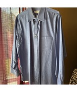 Van Heusen Blue Long Sleeve 17.5 34/35 Pinpoint Oxford Mens Button Up Down - $23.25 CAD