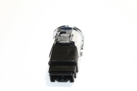 2004-2009 TOYOTA PRIUS PUSH START SWITCH BUTTON P2621 image 5