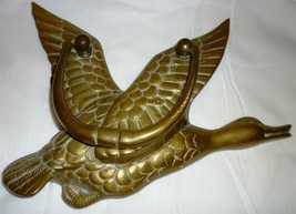 VINTAGE SOLID BRASS FLYING DUCK GEESE DOOR KNOCKER - £38.03 GBP