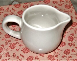 Vintage RESTAURANT WARE Creamer, Syracuse China Syrup Pitcher - $6.69 CAD