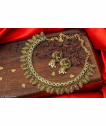 Joharibazar Rajasthani Gold Plated Kundan Jadau Temple Choker Jewelry Se... - €25,99 EUR