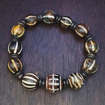 Antique Agate with South Asian Burmese Pumtek Beads Bracelet - $1,520.03 MXN