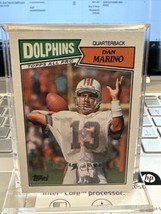 1987 Topps Football Dan Marino Miami Dolphins #233 HOF - £3.16 GBP
