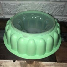 Vintage 1970s Tupperware 3Pc Jello Mold Ice Ring #1202 Fluted Mint Green 9&quot; - £18.77 GBP