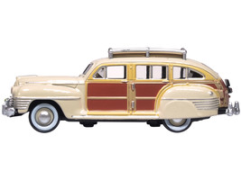 1942 Chrysler Town &amp; Country Woody Wagon Catalina Tan with Wood Panels and Roof  - £18.93 GBP