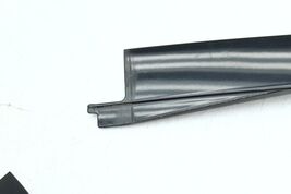 2004-06 VOLKSWAGEN PHAETON REAR RIGHT BACK DOOR EXTERIOR PILLAR TRIM COVER H2047 image 2