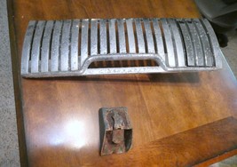 1951 1952 Chevy CENTER DASH TRIM / Radio SPEAKER GRILLE w/ ASH TRAY Orig... - $59.40