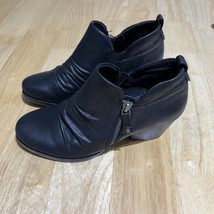 Baretraps Roper Ankle Bootie Shoe Women&#39;s Size 7.5M Black Side Zip 2.25&quot;... - $406.66 MXN