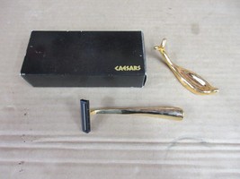Vintage Caesars Casino Twin Blade Gold Razor Blade With Stand - £50.17 GBP