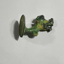 Vintage 1955 Disney &amp; Parker Brothers  Frontierland Game Piece Green - €8,70 EUR