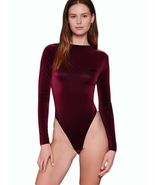 Wet Seal Bodysuit Junior Savage Open Back Burgundy Thong Size Small - $236.25 MXN