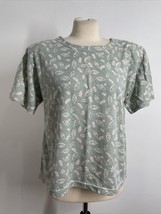 Vtg Emerald Isle M Green Leaf Print Short Sleeve Top T-Shirt - £19.51 GBP