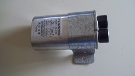 Frigidaire Microwave Oven Model FPMO209KF Capacitor 5304479019 - £21.85 GBP