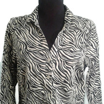 212 Collection M button front shirt Zebra print 3/4 sleeves V-Neck - £15.73 GBP