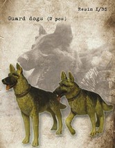 1/35 Resin Model Kit Animals Dogs German Shepherds WW2 Unpainted - £13.11 GBP