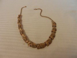 Vintage Sarah Col Gold tone Metal Choker Necklace with Leaves 18&quot; Long - £27.87 GBP