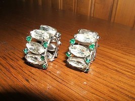 Vintage Pair of Clear &amp; Green Crystal Silver tone Earrings - £10.21 GBP