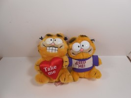 Lot Of 2 Vintage Garfield Plush Take Me Feed Me - £18.16 GBP