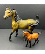 Breyer #3163 Arabian Stallion Horse Green Cast with Foal July-Dec 1994 - $739.51 MXN